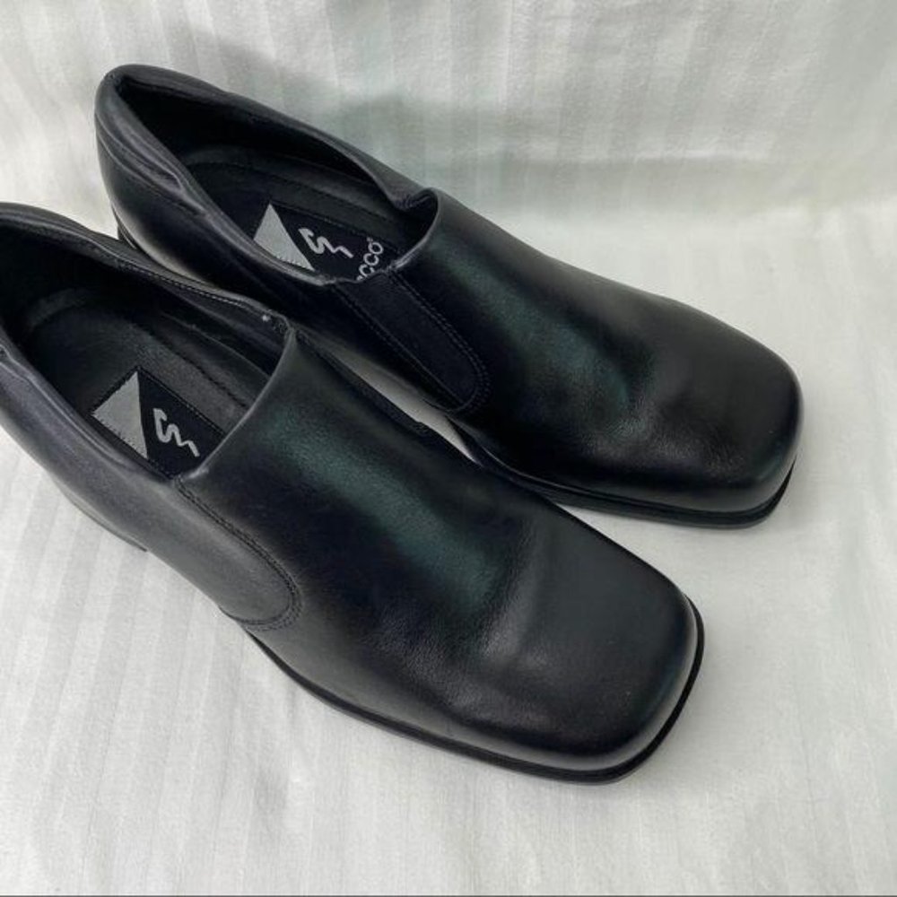 Ecco Black Leather Slip On Heeled Square Toe Shoes Y2K 6.5 or 7 - Picture 2 of 9